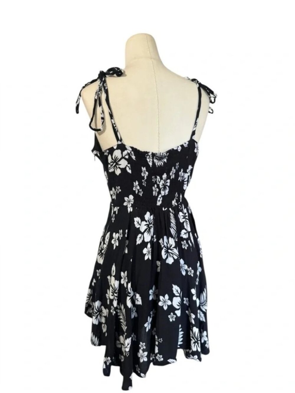 Urban Outfitters Black White Floral Tie Strap Mini Dress Size M - Picture 4 of 8